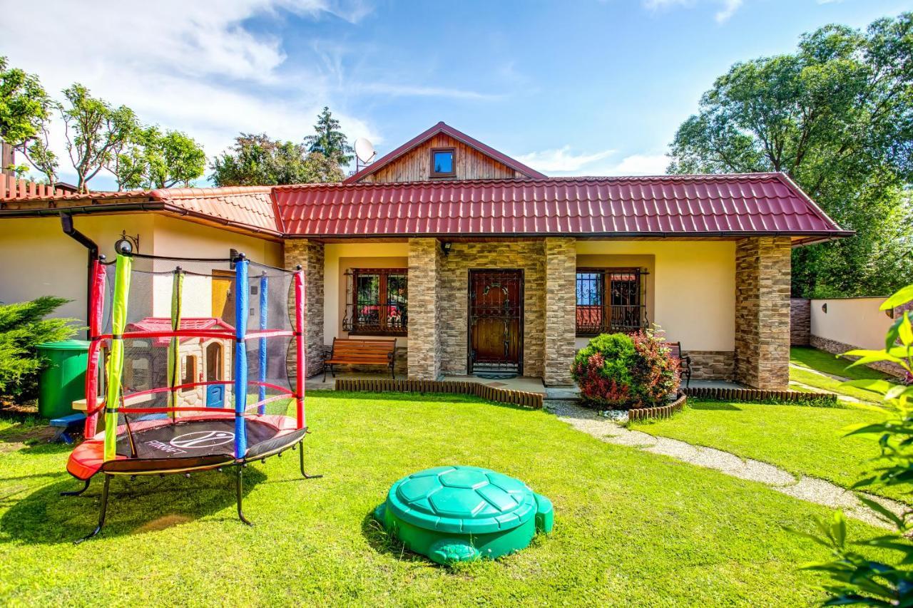 Apartmanovy dom Cottage Liptovský Ján Exteriör bild