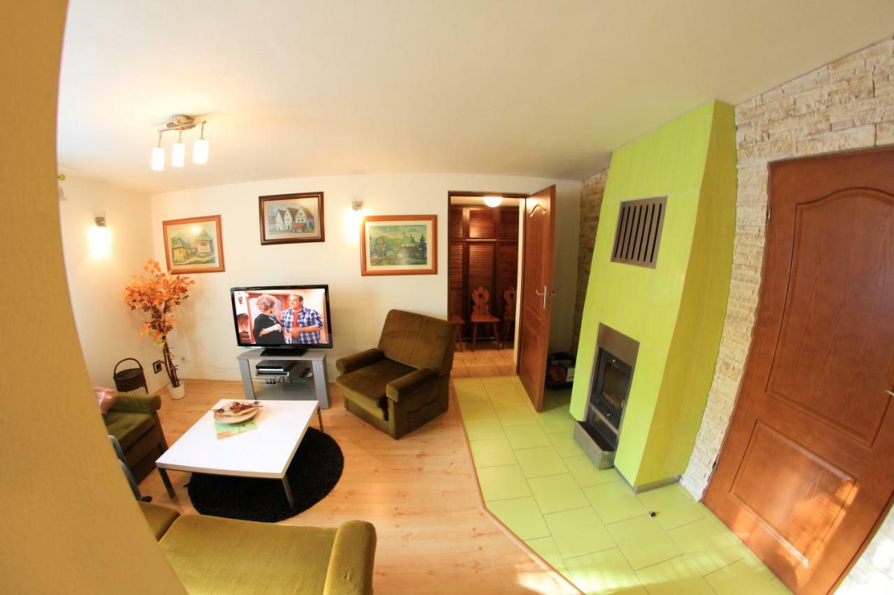 Apartmanovy dom Cottage Liptovský Ján Exteriör bild